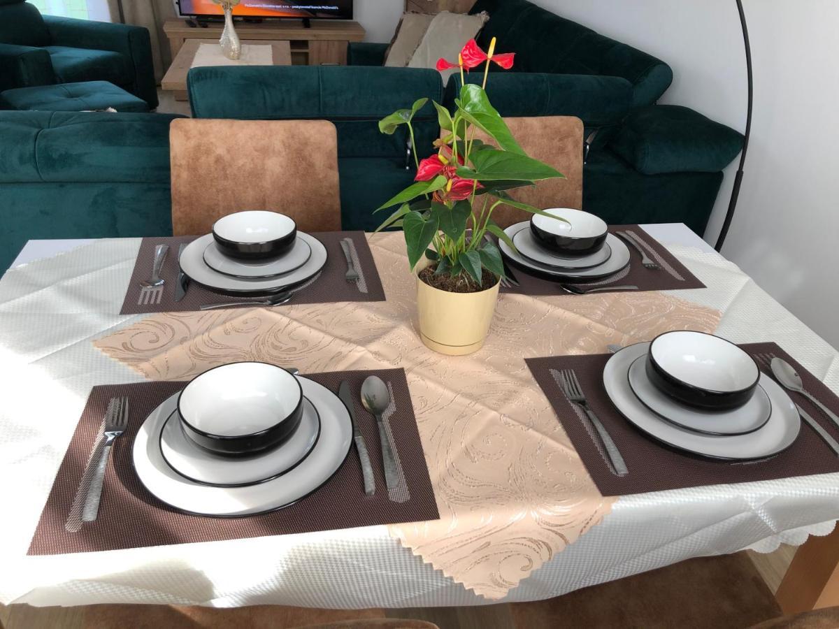 Tatra Billetee Apartman S Luxusnym Vyhladom Na Vysoketatry A Sukromnym Wellness Poprad Buitenkant foto