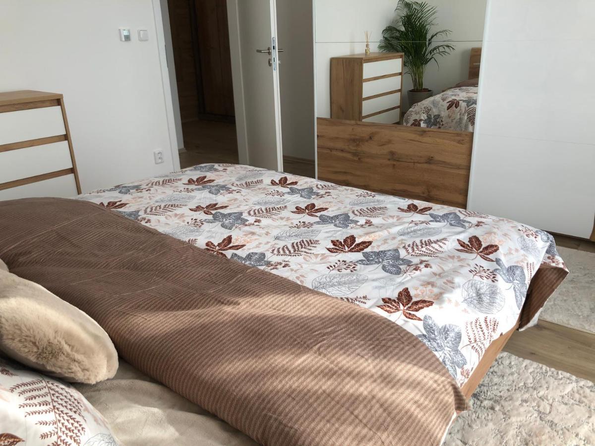 Tatra Billetee Apartman S Luxusnym Vyhladom Na Vysoketatry A Sukromnym Wellness Poprad Buitenkant foto