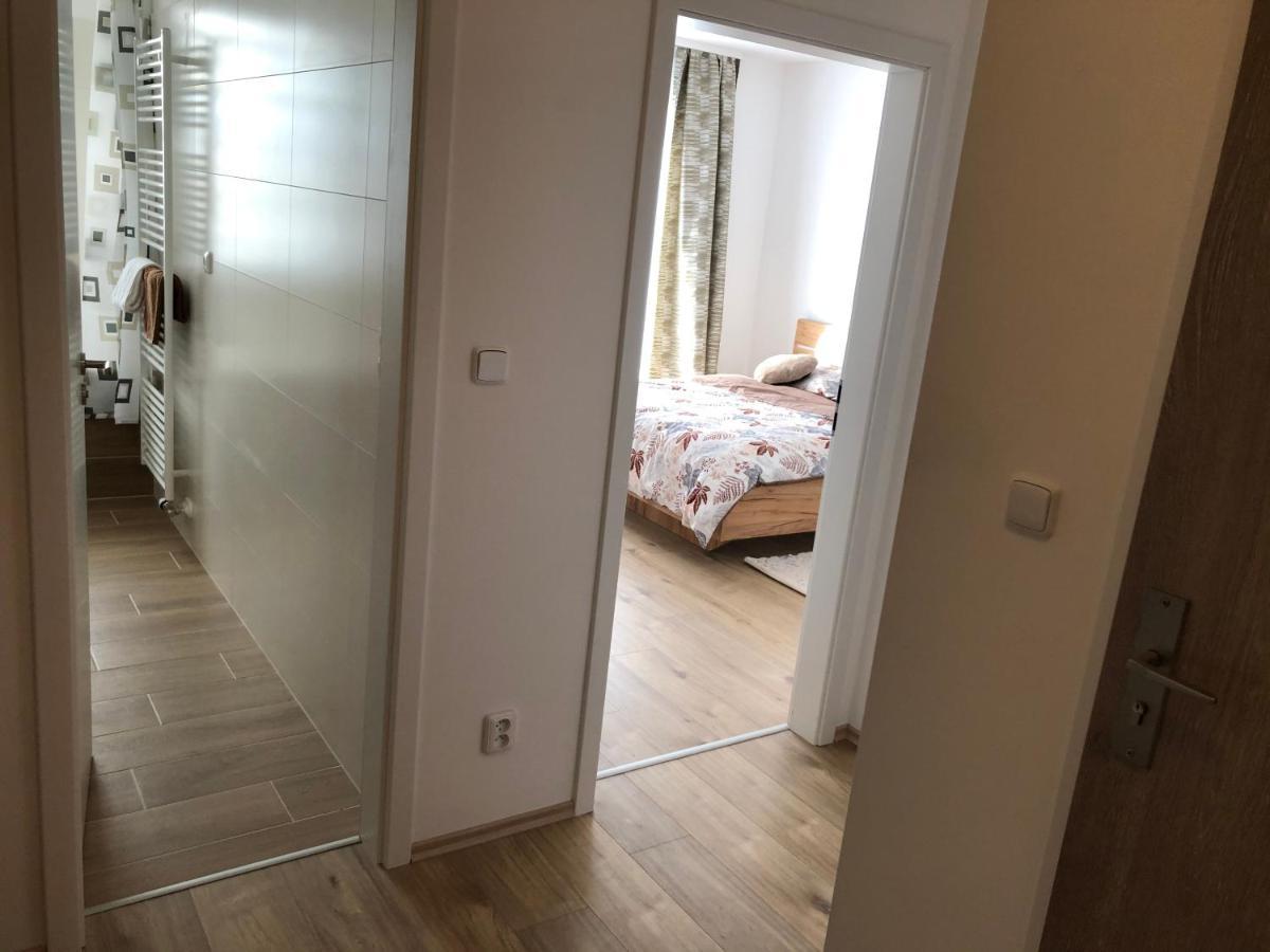 Tatra Billetee Apartman S Luxusnym Vyhladom Na Vysoketatry A Sukromnym Wellness Poprad Buitenkant foto