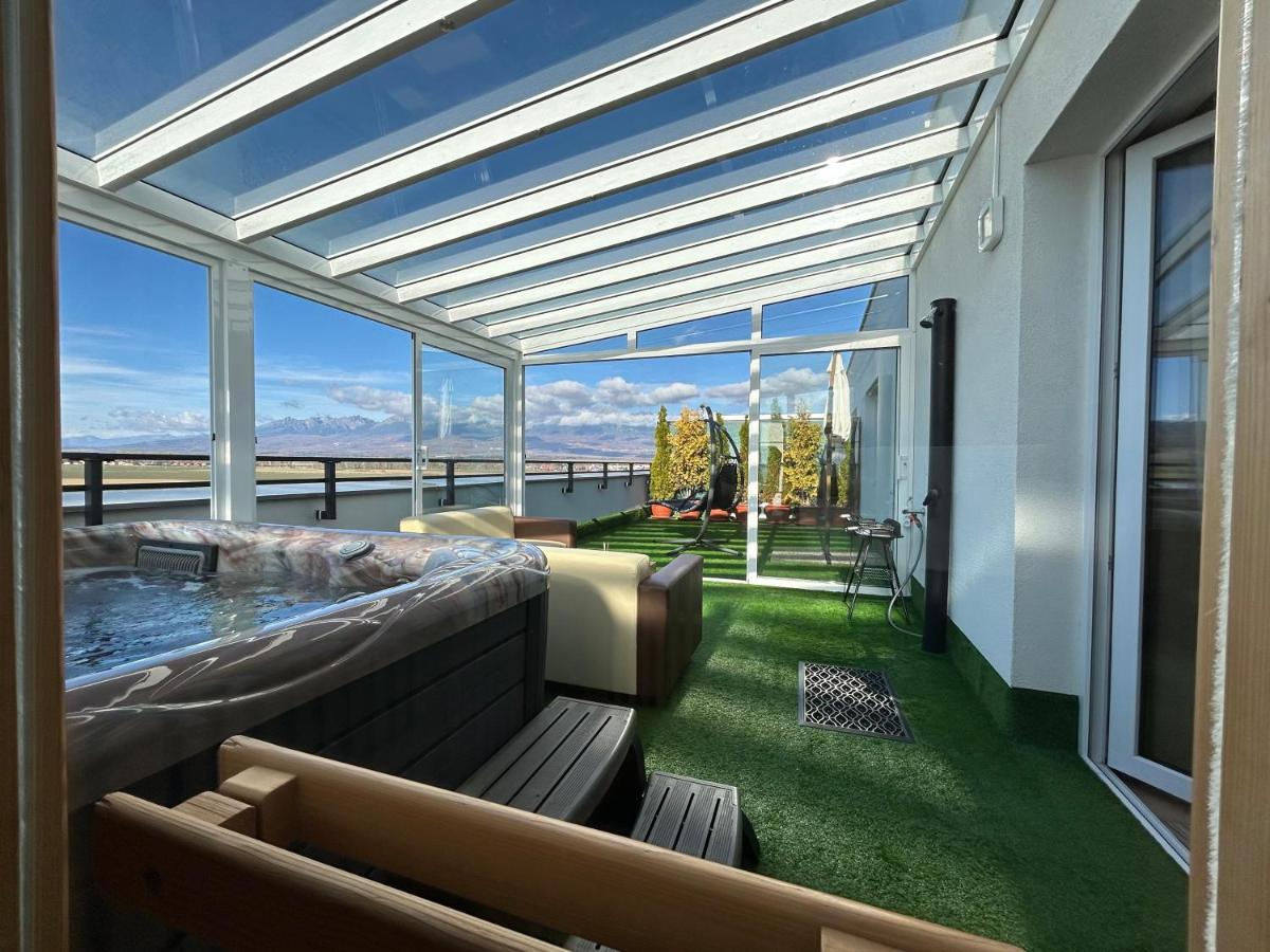 Tatra Billetee Apartman S Luxusnym Vyhladom Na Vysoketatry A Sukromnym Wellness Poprad Buitenkant foto